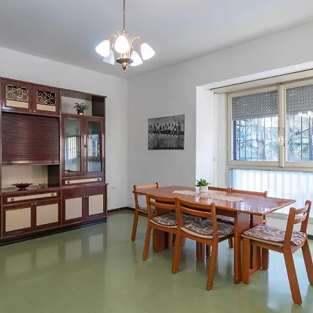 I Host - Falck 19 Apartament Mediolan