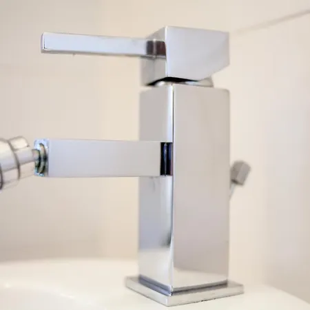 Appartement Cristoforo Porta Ticinese 4pax Wifi Milaan