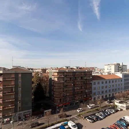 Casa Del Maestro Milán