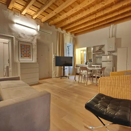 Apartment Crocetta Charme