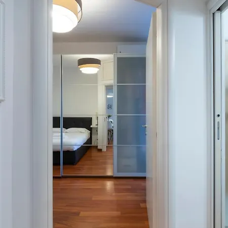 I Host - Cermenate 9 Apartment