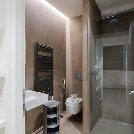 Easylife - Accogliente Bilocale A Due Passi Dal Duomo Milan