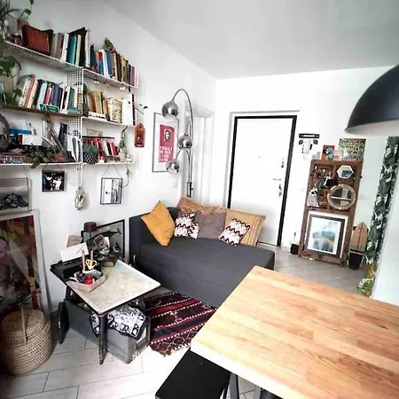 Апартаменты Garden House In Historic Lively Neighbourhood Милан