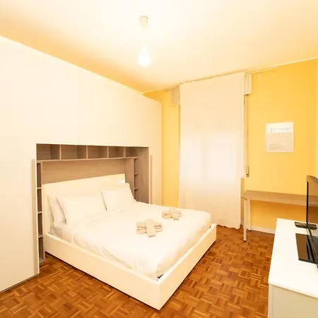 Trilocale Con Parcheggio Privato