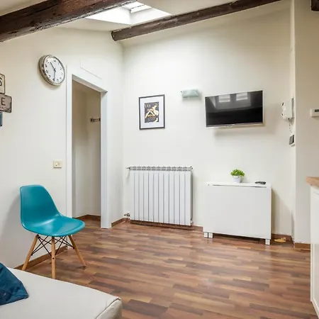 Apartment Luvi - Mantova Milan