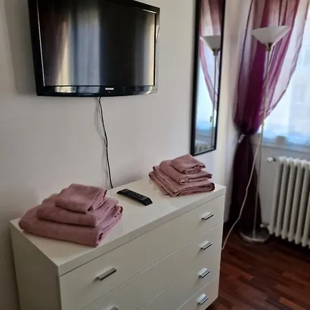 Apartment Sempione Yellow Milan