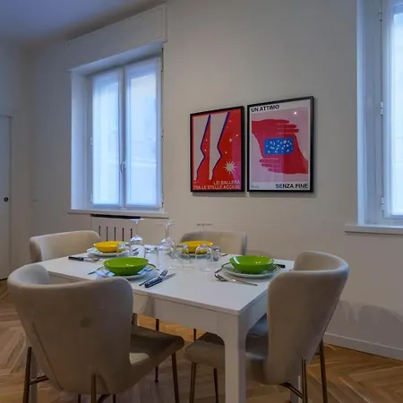 Duomo-porta Venezialuxury Wifi E Netflix Apartamento