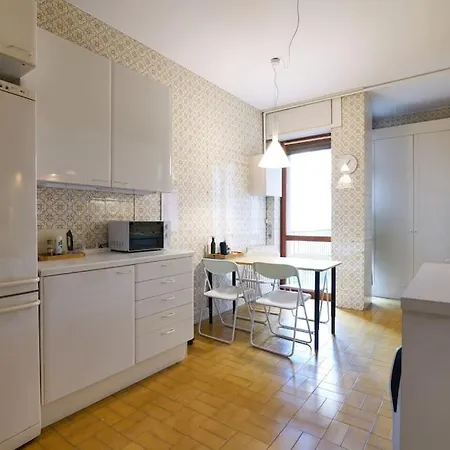 Elegante E Spazioso Zona Solari Apartment Milan