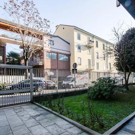 Zona Navigli - Smart House Con Tv 50 E Fast Wifi Lägenhet Milano
