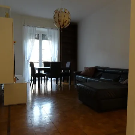 Centrale, Luminoso E Comodo. Apartment