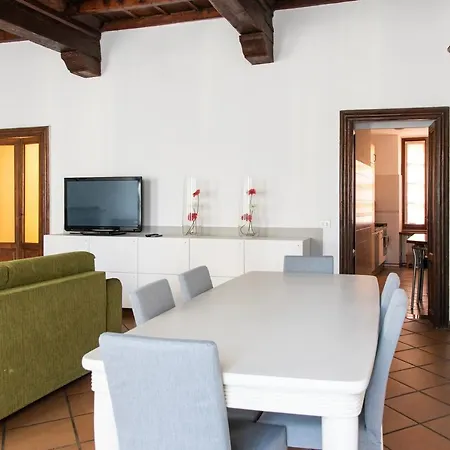 Youhosty - Mercato Big 16 Apartamento