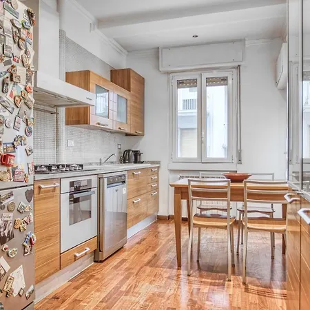 Altido Lovely Flat With Balcony Apartment