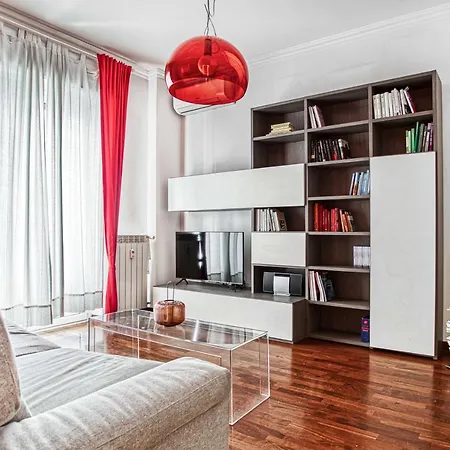 Altido Lovely Flat With Balcony