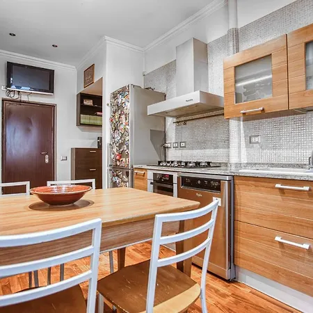 Apartment Altido Lovely Flat With Balcony Milan