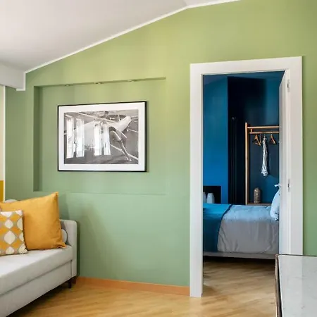 The Color-block House * Milánó