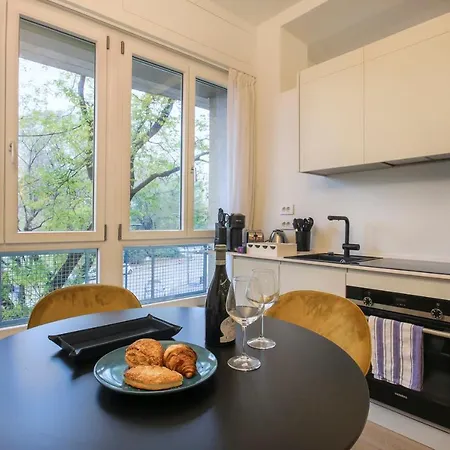 Appartement Repubblica Ii-hosted By Sweetstay Milaan