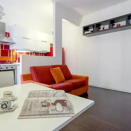 Apartment Fashion Apt In The Heart Of Navigli - Homeunity *