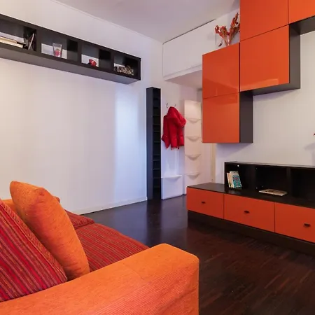 Apartment Fashion Apt In The Heart Of Navigli - Homeunity *