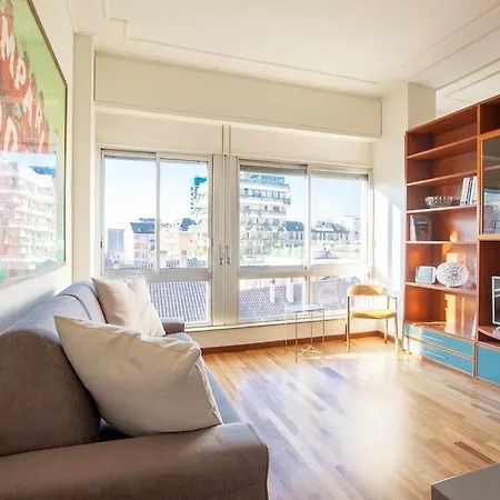 Corso Garibaldi 72 *