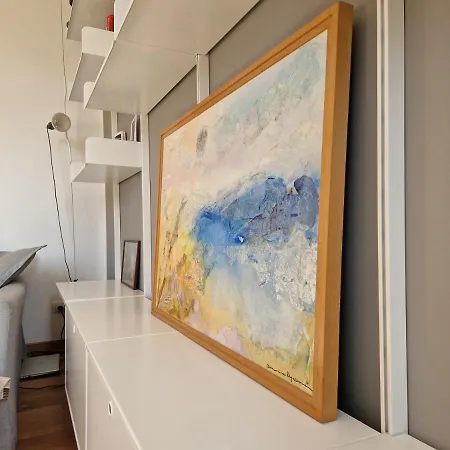 Apartman Modern Bright And *