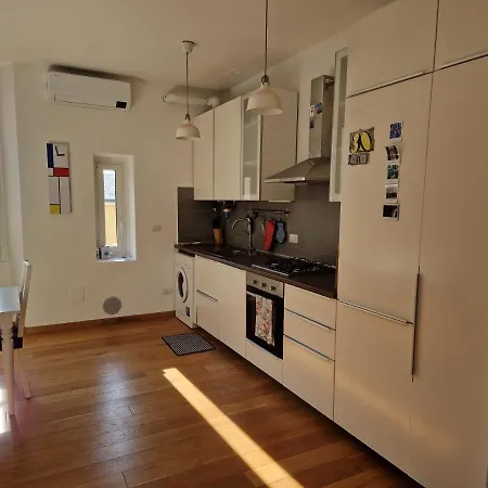 Modern Bright And アパート *