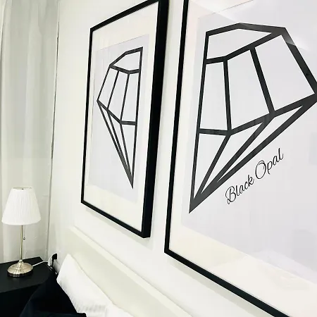 The Boutique - Hebrew Quarter ميلان