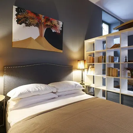 Elegant Medici Lejlighed