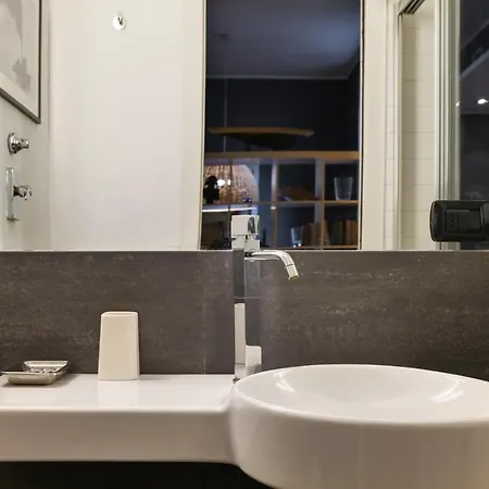 Apartment Elegant Medici Milan