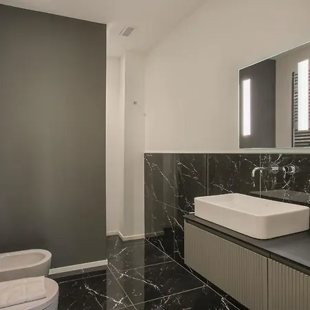 Lovely Apartment-hosted By Sweetstay Apartment *