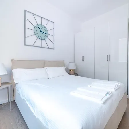 Apartment Duomo - Daverio Charme