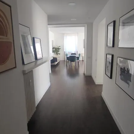 Porta Venezia - Morgagni 4bedroom With View Apartamento *