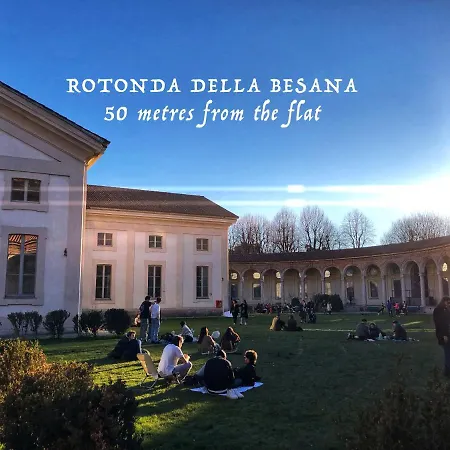 Typical Milanese Flat Милан