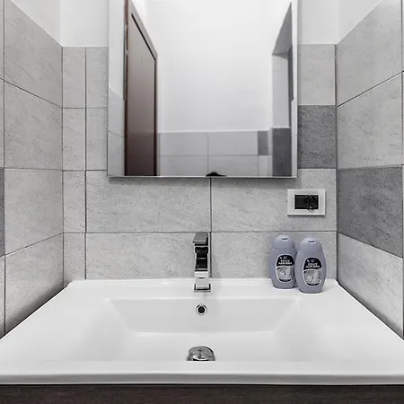 Apartament Milanrentals - Vigliani *