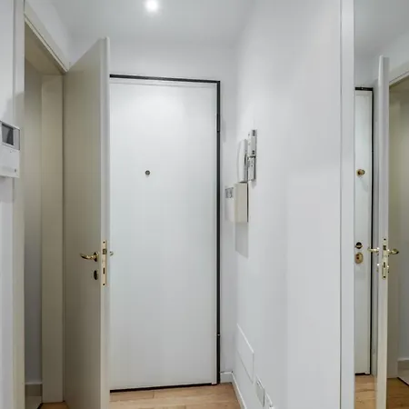 Apartment Easylife - Sofisticato Monolocale Con Terrazzino Nel Cuore Di Porta Venezia *