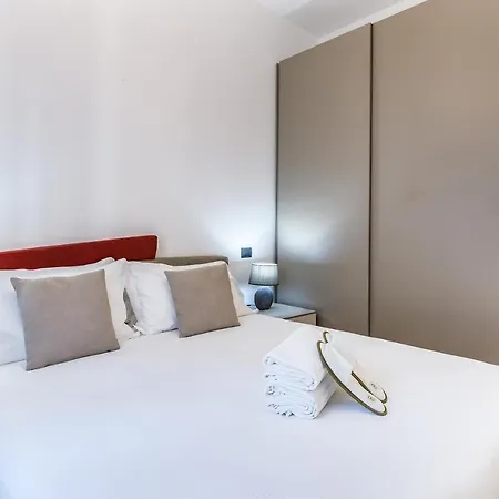 Beplace In San Babila Appartement