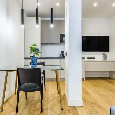 Beplace In San Babila *