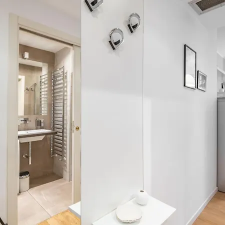 Easylife - Sofisticato Monolocale Con Terrazzino Nel Cuore Di Porta Venezia Milan