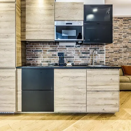 Beplace In San Babila Appartamento