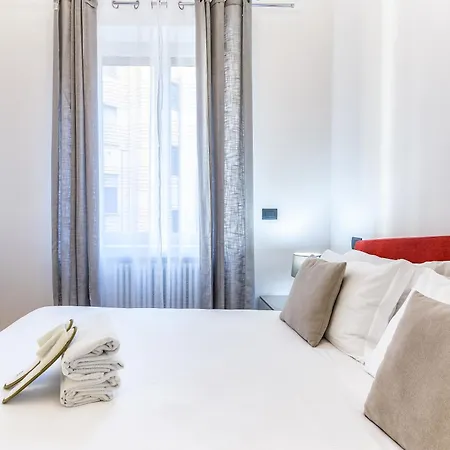 Beplace In San Babila Milan