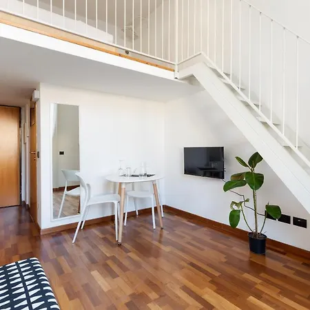 Central Studio Apts Milano-corso Magenta Apartmán *