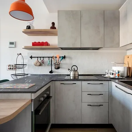 Renovated Politecnico Terrace Apt Apartamento *