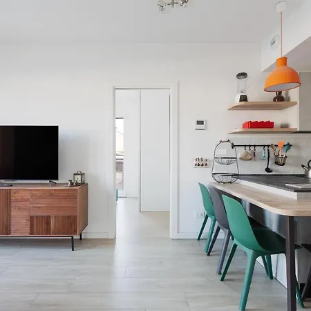 Renovated Politecnico Terrace Apt Lejlighed *