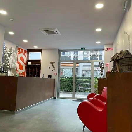 Aparthotel & Urban Padel Milan