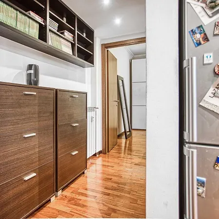 Altido Lovely Flat With Balcony Apartment *