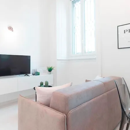 Italianway Comfort - Tortona 8 Апартаменты *