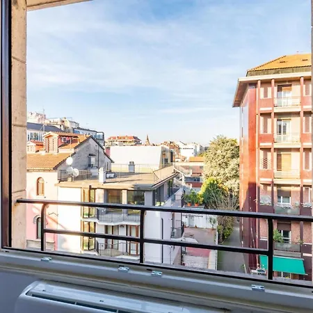 Easylife - - Porpora 124 - Lambrate *