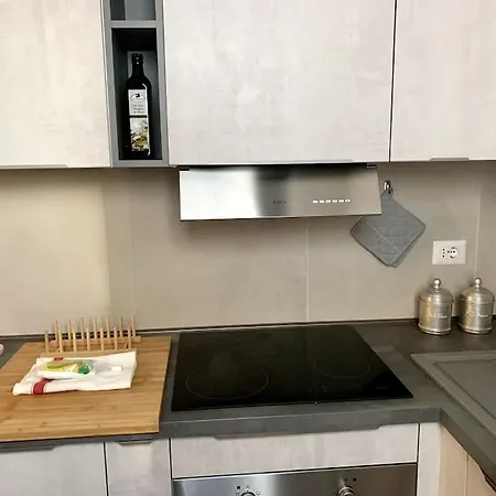 Con Terrazzo Sui Tetti Milanesi * Milan