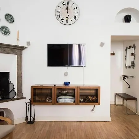 Apartment Joivy Classic Flat Near Basilica Di Sant'ambrogio