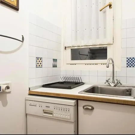 Joivy Classic Flat Near Basilica Di Sant'ambrogio Appartamento