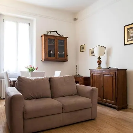 Apartment Joivy Classic Flat Near Basilica Di Sant'ambrogio Milan